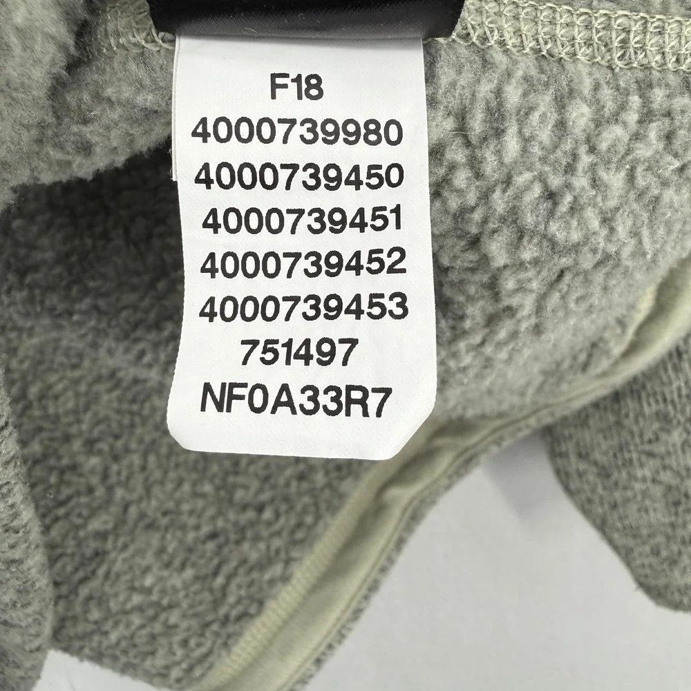 The North Face Gordon Lyons Pullover Mens Large Gray Quarter Zip Fleece NF0A33R7